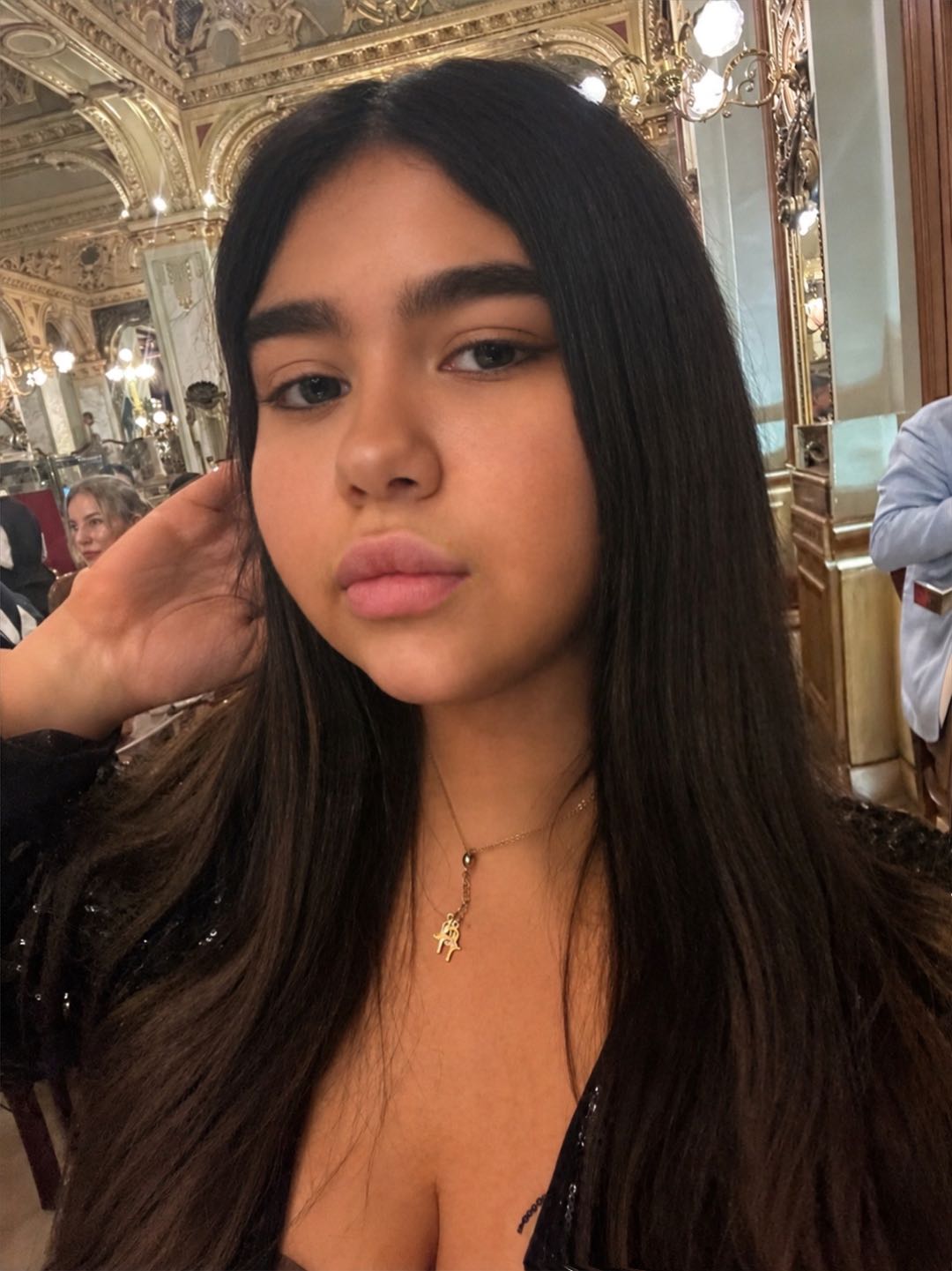 Live on OmegleWeb — Nan